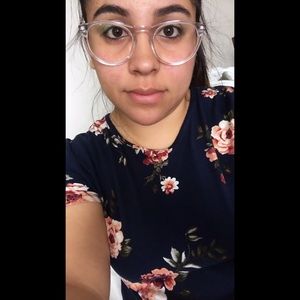 Meet your Posher, Monica